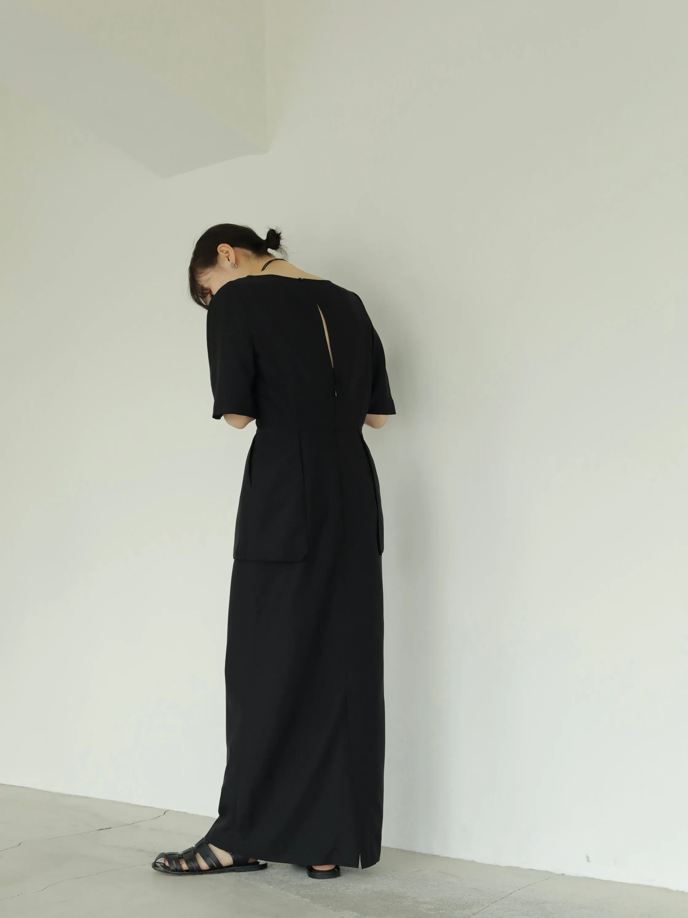 CAPE SLEEVE DRESS