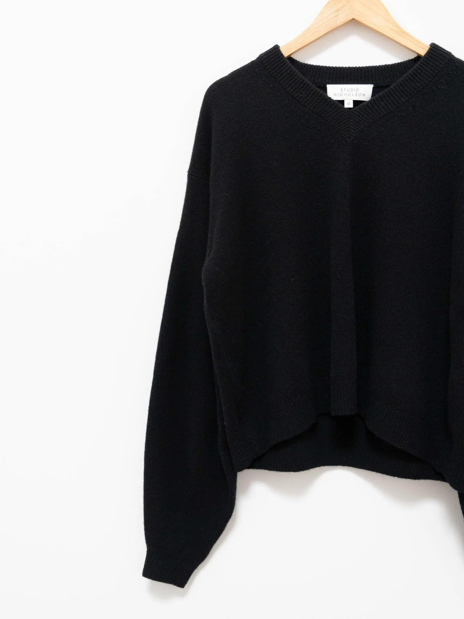 Ghia Extra Fine Lambswool Knit - Black