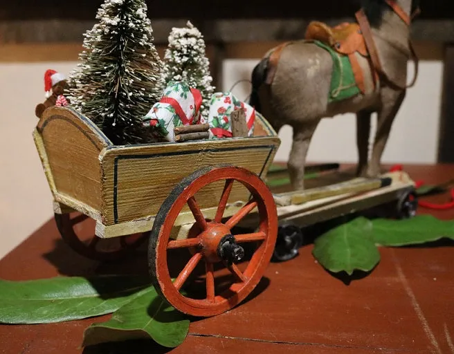 Horse Pull Toy and Paint Decorated Cart Fantastic