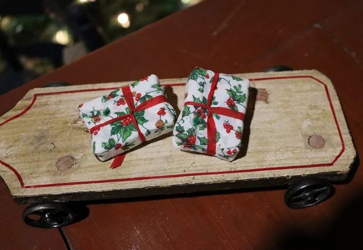 Horse Pull Toy and Paint Decorated Cart Fantastic