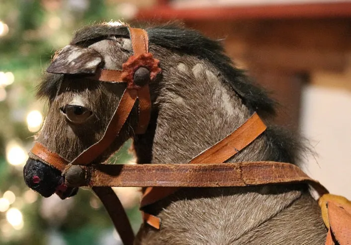 Horse Pull Toy and Paint Decorated Cart Fantastic