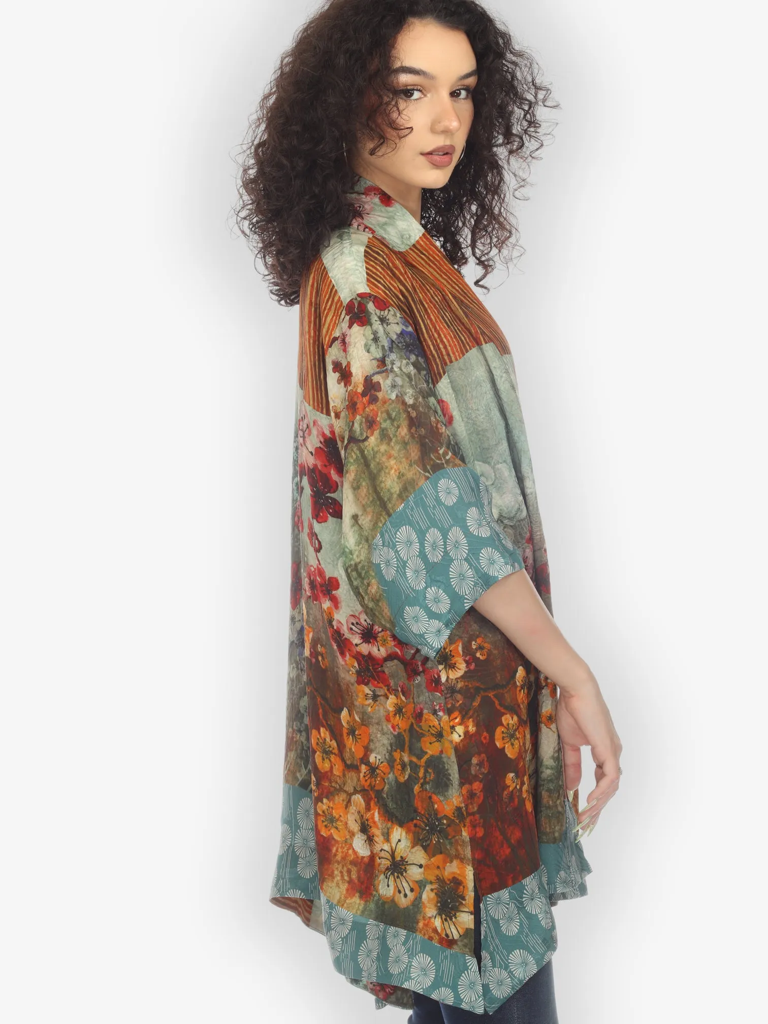 Joy Bloom Border Silk Kimono Top