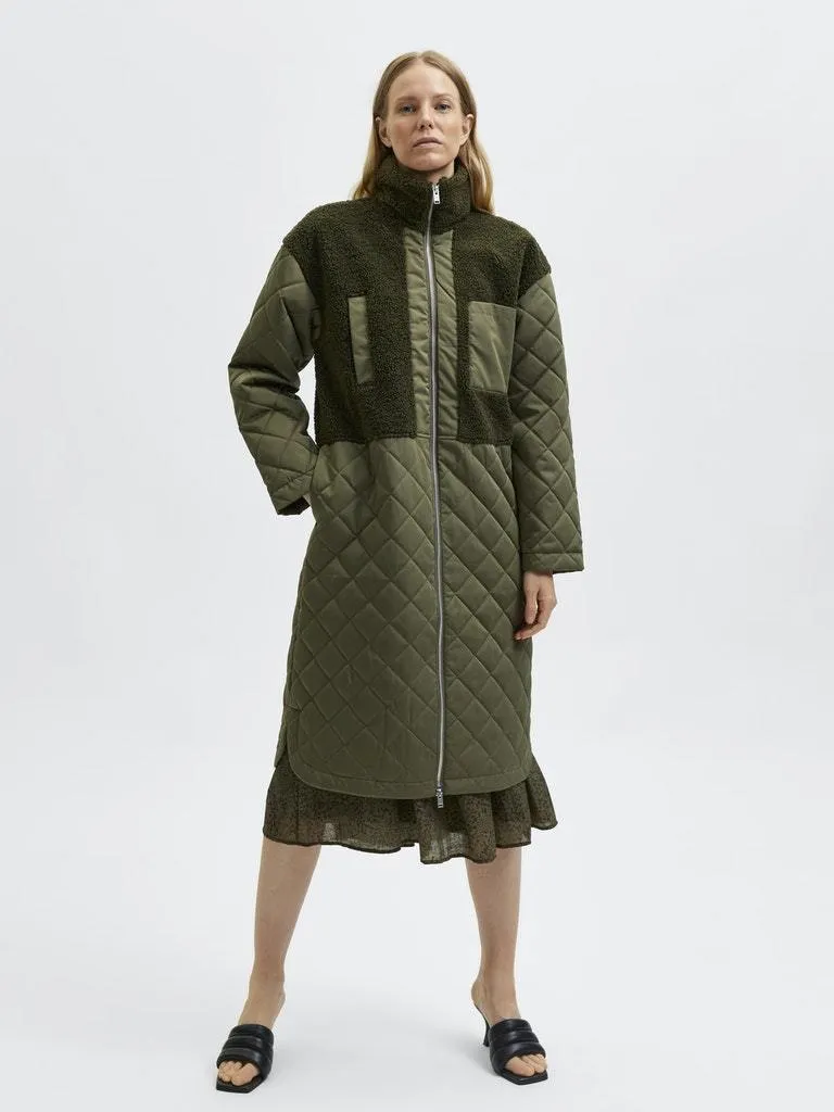 Selected Femme Molly - Quilted teddy frakke
