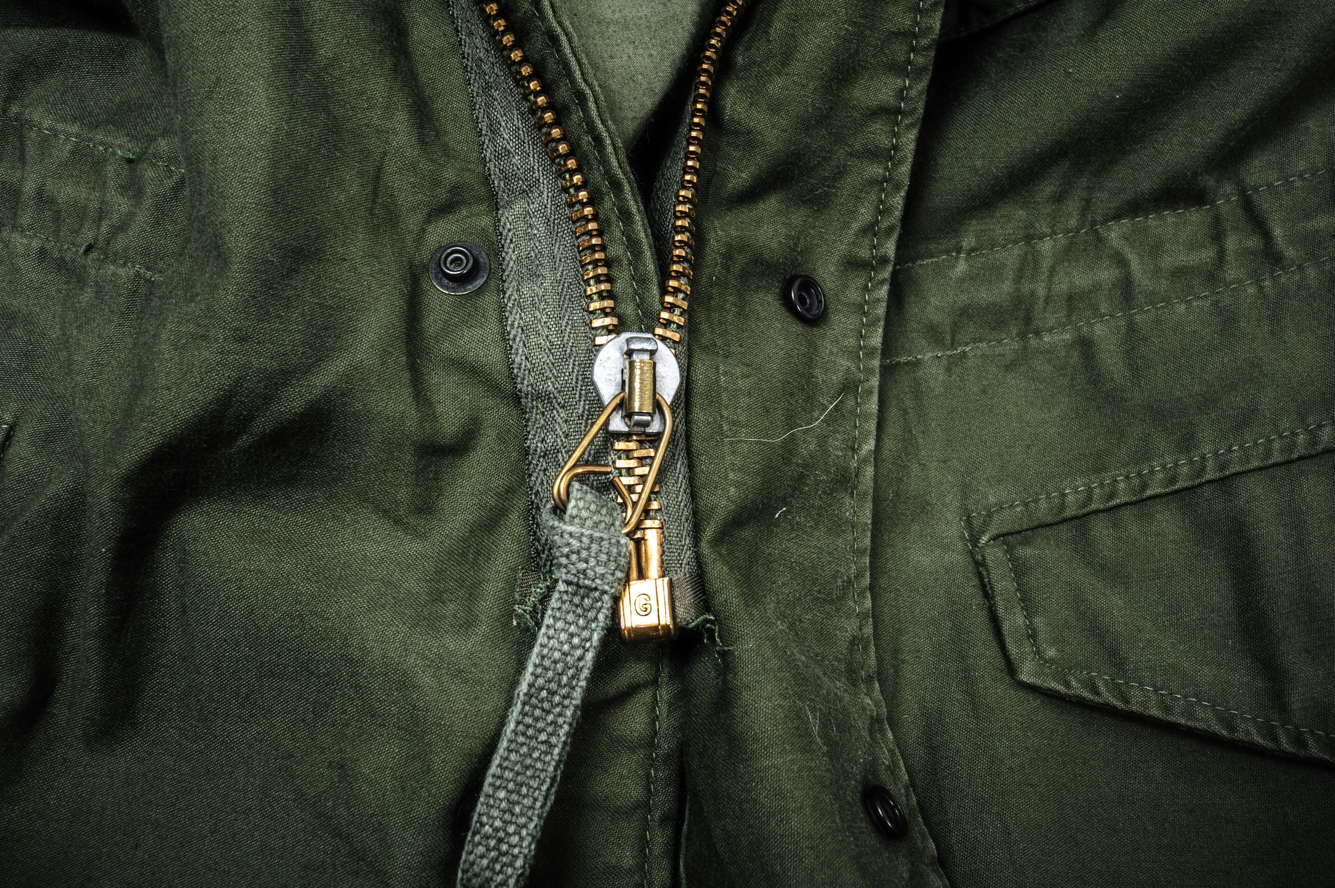 VINTAGE US ARMY M-1965 M65 FIELD JACKET 1980 SIZE SMALL REGULAR